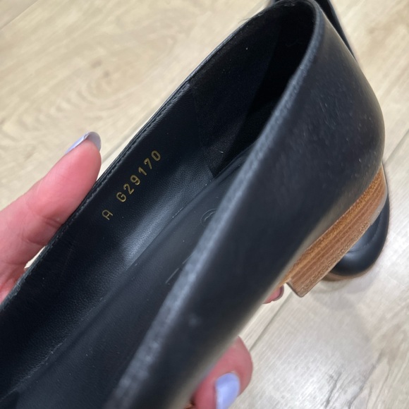 CHANEL Black Loafers - Picture 10 of 16